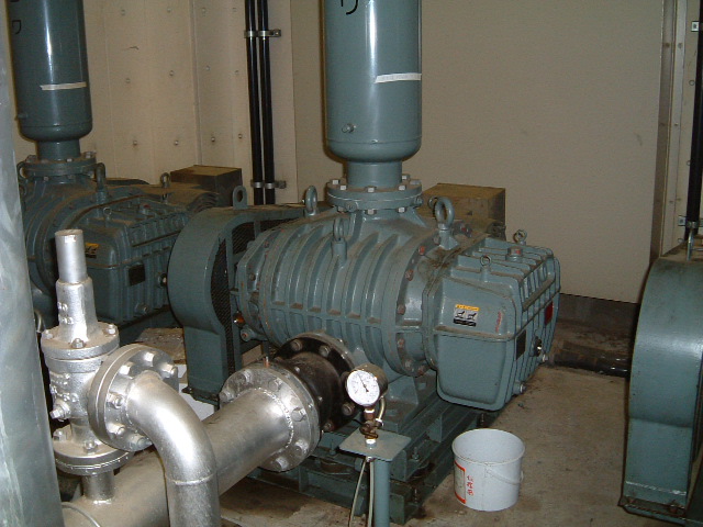 某食品関係除外施設　ブロワー設備